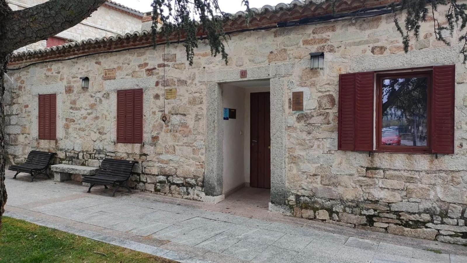 Alojamiento Antigua Casa De Telefonos El Berrueco Exterior foto